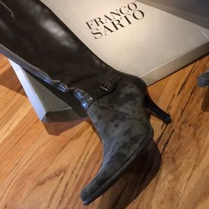 Hunter green knee length boot w/suede front